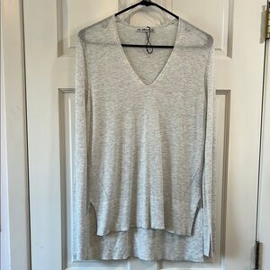 NWOT w/ Flaw Zara Light Gray Lightweight Flowy Knit Top - Size Medium
